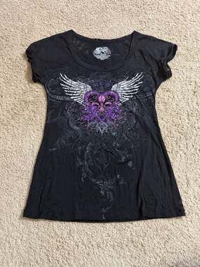 Stranded Women's Y2K Grunge Winged Heart Graphic Tee Black Size M